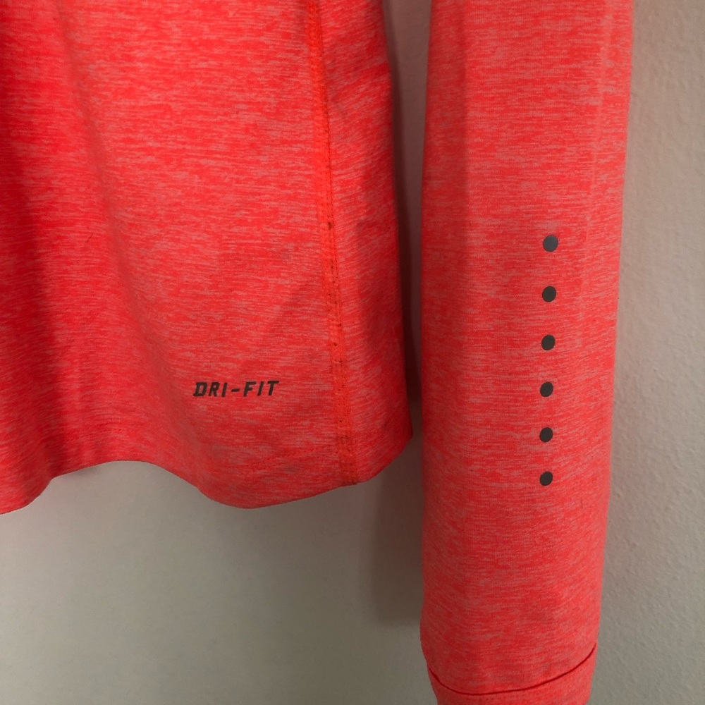 Nike dri-fit sweater - Picture 5 of 5